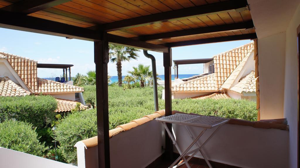 Le Roccette Mare Beach Hotel & Restaurant Tropea Habitación foto
